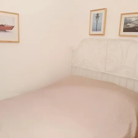 Apartment Trstenica-one Bedroom With Balcony And Sea View G